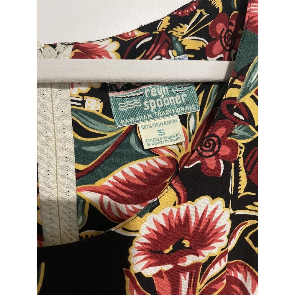 Vintage Reyn Spooner Floral Guitar Dress Size Small - Picture 3 of 6